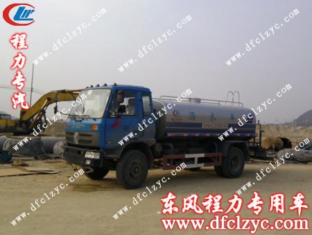 東風(fēng)145灑水車按照預(yù)約時間準(zhǔn)時到達(dá)用戶所在地 東風(fēng)145灑水車按照預(yù)約時間準(zhǔn)時到達(dá)用戶所在地