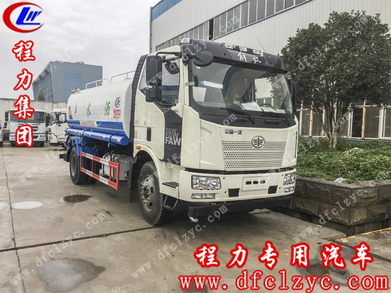 湖北程力集團解放J6灑水車(14方) 湖北程力集團解放J6灑水車(14方)