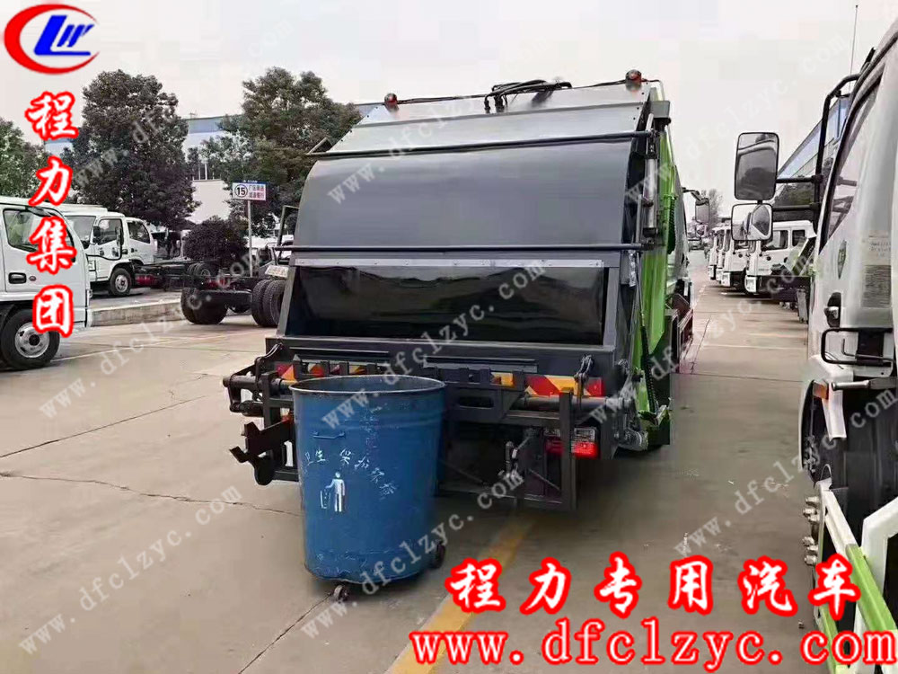 程力集團(tuán)東風(fēng)多利卡壓縮垃圾車 程力集團(tuán)東風(fēng)多利卡壓縮垃圾車
