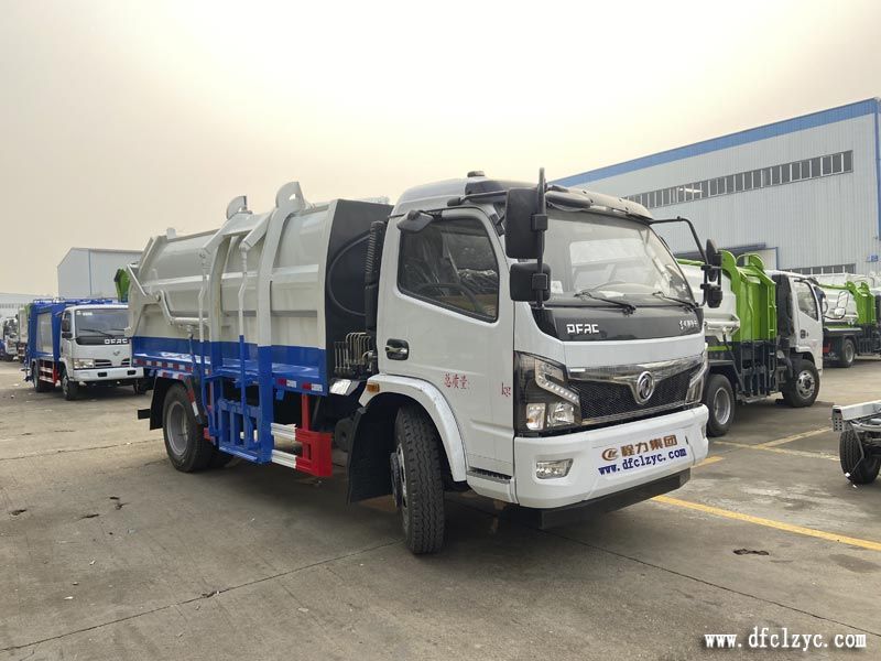 國六東風大多利卡側裝壓縮垃圾車