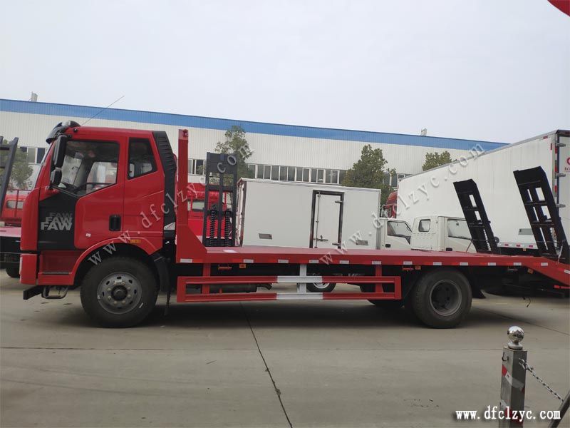 程力集團國六平板車側(cè)方 程力集團國六平板車側(cè)方